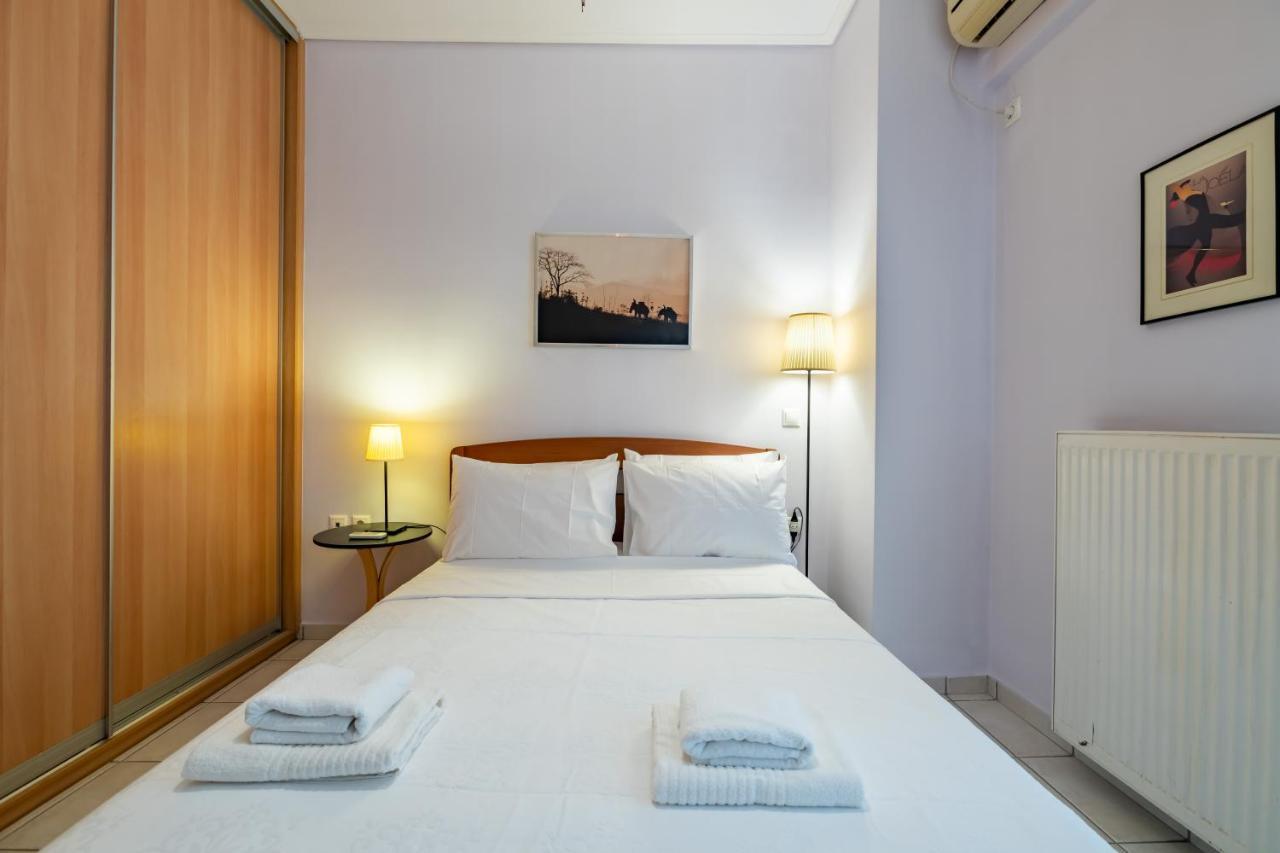 Flat In Excellent Location With Private Parking Appartement Athene Buitenkant foto
